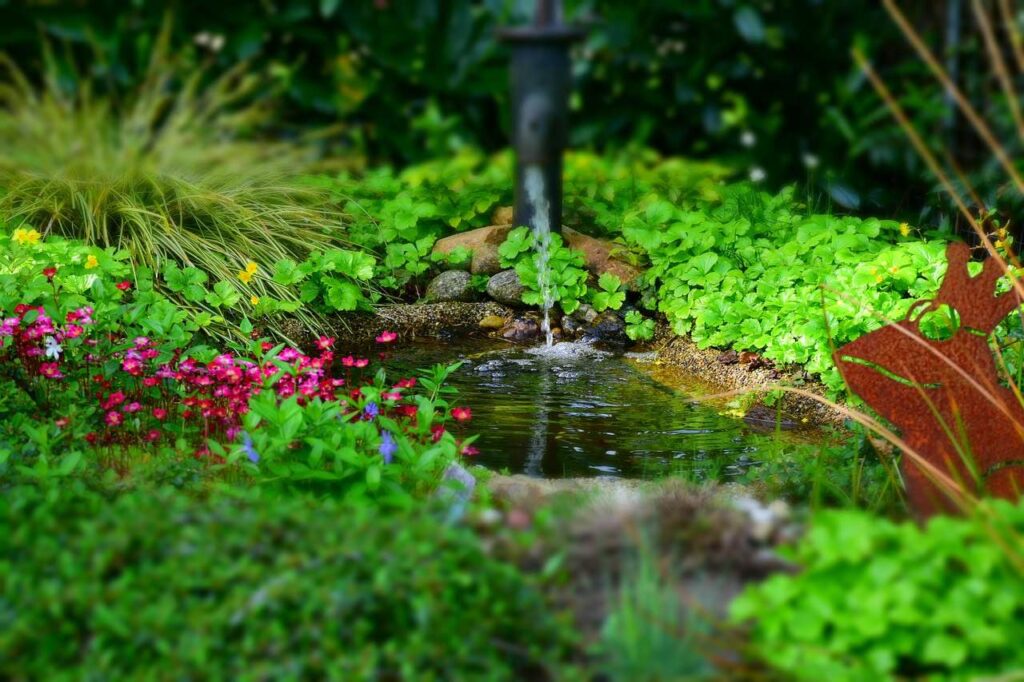 Gartenteich wie legt man ihn an? Heimwerkentipps.de